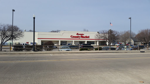 Grocery Store «County Market», reviews and photos, 301 3rd St, Covington, IN 47932, USA