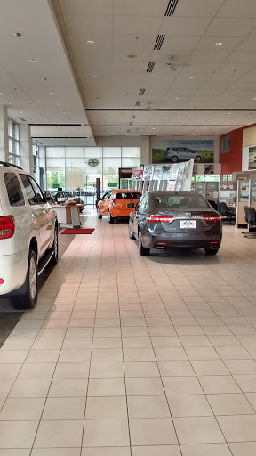 Toyota Dealer «Victory Toyota of Canton», reviews and photos, 46352 Michigan Ave, Canton, MI 48188, USA