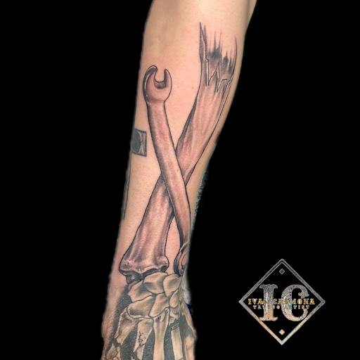 Explore simple tattoo idea, creative tattoo ideas in Sioux Falls, available at Starry Eyed Studio