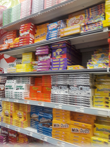 Variety Store «Five Below», reviews and photos, 1529 Chestnut St, Philadelphia, PA 19102, USA