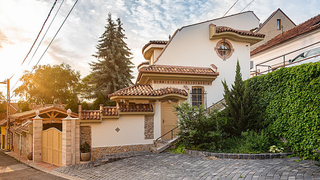 Opinii despre Manna Villa Eger în Eger - Gyógyfürdő