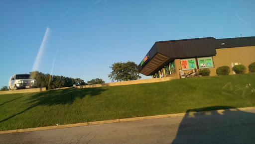 Car Battery Store «Batteries Plus Bulbs», reviews and photos, 409 S Rand Rd, Lake Zurich, IL 60047, USA