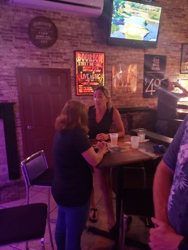 Bar & Grill «Bourbon Street Bar & Grille», reviews and photos, 5307 N Kings Hwy, Myrtle Beach, SC 29577, USA