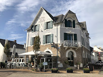 Extérieur du Hôtel de la Poste - Restaurant Le Castelli à Piriac-sur-Mer - n°6