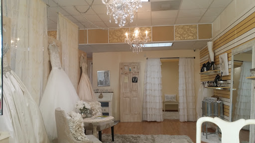 Bridal Shop «Simply Elegant Couture Bridal and Prom», reviews and photos, 410 E Wright St, Pensacola, FL 32501, USA