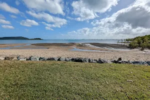 Cannonvale Beach image