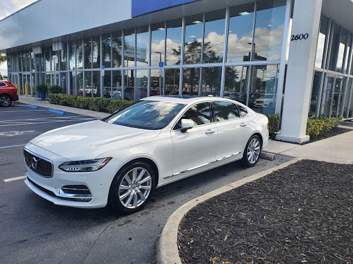 Car Dealer «Volvo Cars of Fort Myers», reviews and photos, 2600 Colonial Blvd, Fort Myers, FL 33907, USA