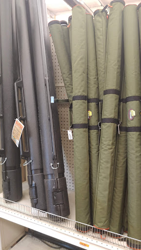 Department Store «Mills Fleet Farm», reviews and photos, 629 Rogersville Rd, Fond du Lac, WI 54935, USA