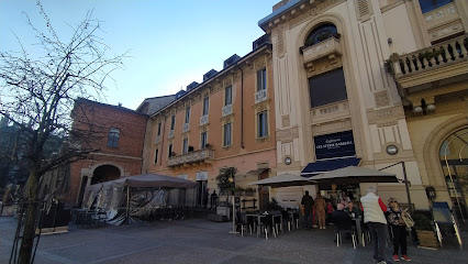 Gelateria barbera - Piazza S. Paolo, 20900 Monza MB, Italy