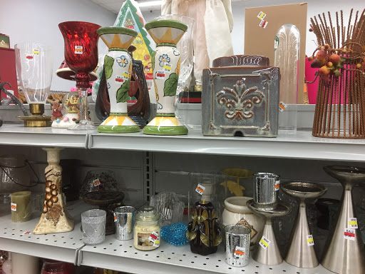 Thrift Store «Family Thrift Center», reviews and photos, 5393 Wesleyan Dr, Virginia Beach, VA 23455, USA