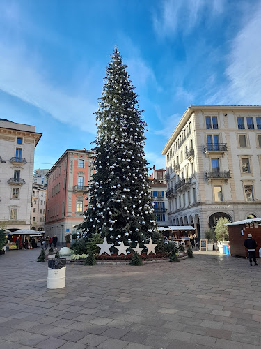 Rezensionen über Piazza Riforma in Lugano - Andere