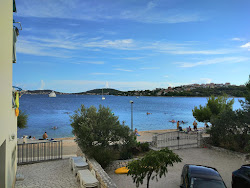 Foto di Podglavica beach e l'insediamento