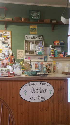 Grocery Store «Riverton General Store», reviews and photos, 2 Main St, Barkhamsted, CT 06063, USA