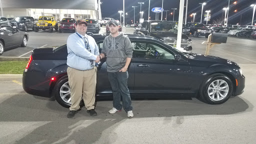 Dodge Dealer «East Tennessee Dodge Chrysler Jeep», reviews and photos, 2774 N Main St, Crossville, TN 38555, USA