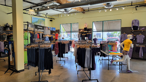 Running Store «Road Runner Sports», reviews and photos, 1835 Newport Blvd, Costa Mesa, CA 92627, USA