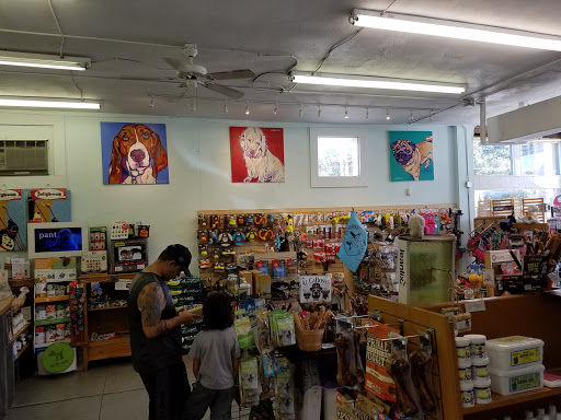 Pet Supply Store «Health Mutt», reviews and photos, 6116 N Central Ave, Tampa, FL 33604, USA