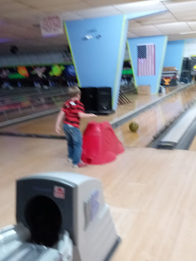 Bowling Alley «Conway Family Bowling Center», reviews and photos, 1010 E Oak St, Conway, AR 72032, USA