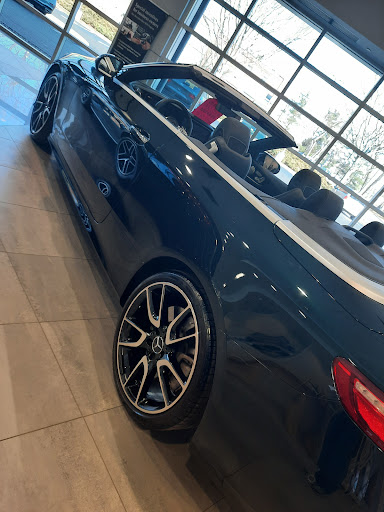 Mercedes Benz Dealer «New Country Motor Cars, Inc», reviews and photos, 1 Weston St, Hartford, CT 06120, USA