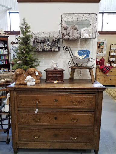 Antique Store «Ski Country Antiques & Home», reviews and photos, 114 Homestead Rd, Evergreen, CO 80439, USA