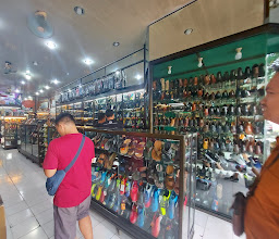 Toko Sepatu & Tas Eropa photo