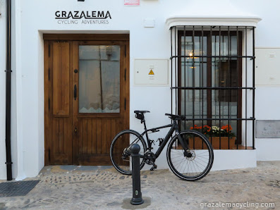 Grazalema Cycling Adventures Calle Dr. Mateos Gago, 9, 11610 Grazalema, Cádiz, España