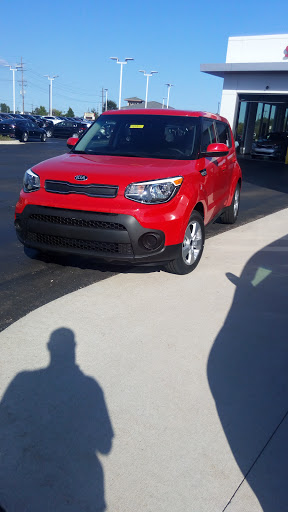 Auto Repair Shop «Summit Place Kia East», reviews and photos, 44900 N Gratiot Ave, Charter Twp of Clinton, MI 48036, USA