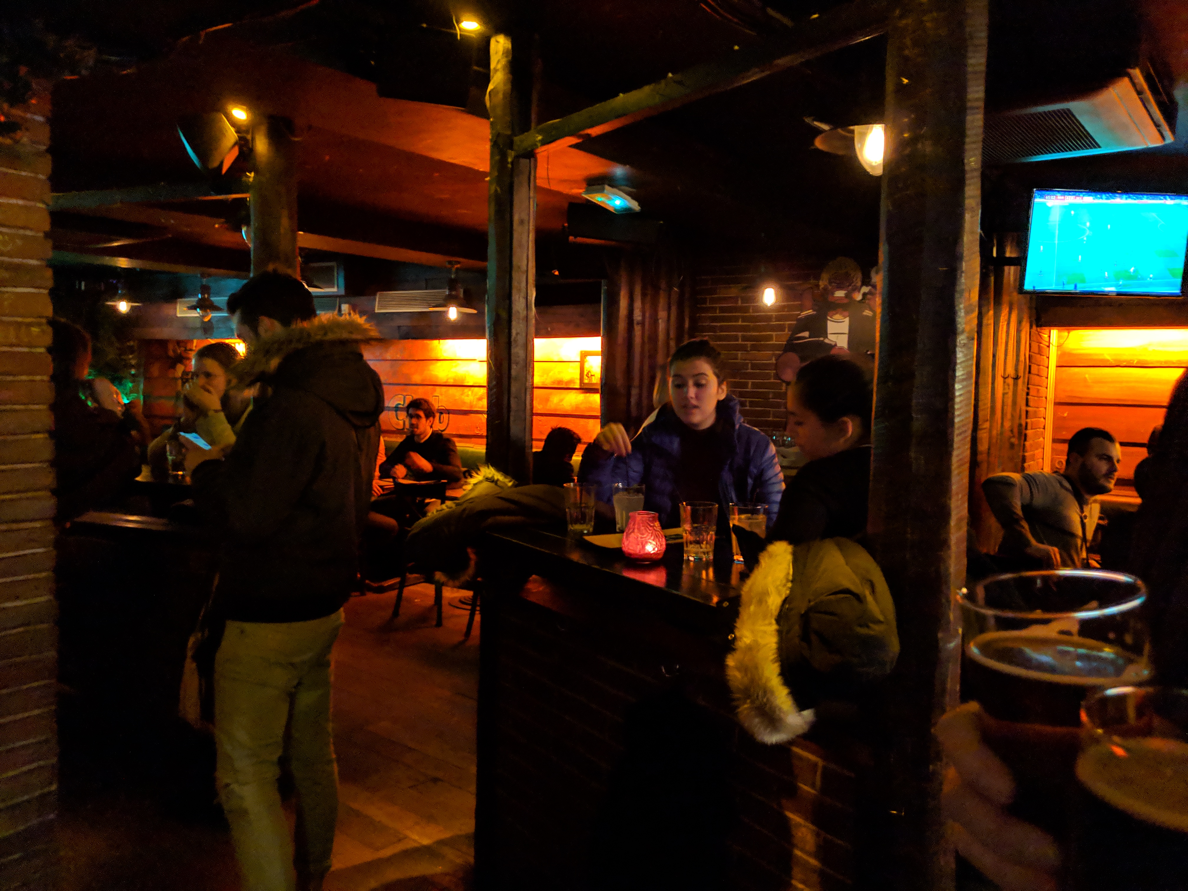 Photo n° 4 de l'avis de Ceasar's.r fait le 12/02/2019 à 20:51