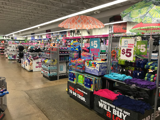 Variety Store «Five Below», reviews and photos, 4088 William Penn Hwy, Monroeville, PA 15146, USA