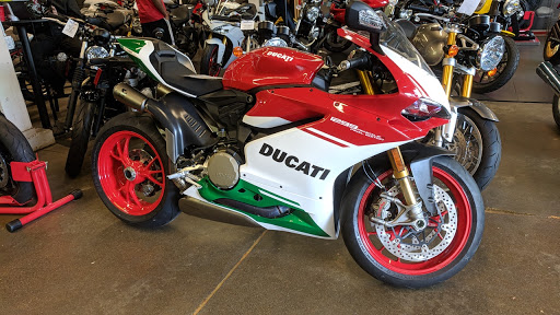 Motorcycle Dealer «Munroe Motors», reviews and photos, 412 Valencia St, San Francisco, CA 94103, USA