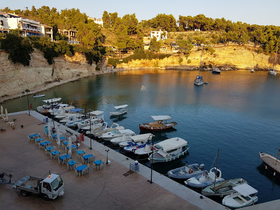 Paralia Votsi