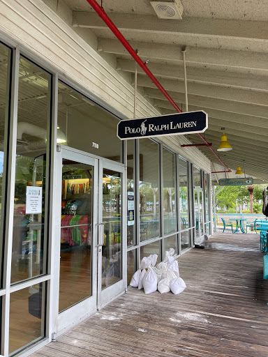 Outlet Mall «Sanibel Outlets», reviews and photos, 20350 Summerlin Rd, Fort Myers, FL 33908, USA