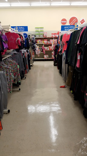 Dollar Store «FAMILY DOLLAR», reviews and photos, 525 Washington St, Stoughton, MA 02072, USA