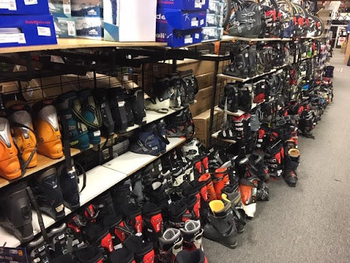 Sporting Goods Store «Play It Again Sports», reviews and photos, 3939 N Ashland Ave, Chicago, IL 60613, USA