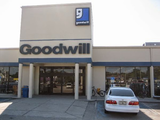 Thrift Store «Goodwill Tampa Store», reviews and photos, 4102 W Hillsborough Ave, Tampa, FL 33614, USA