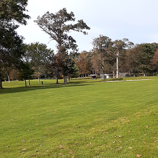 Golf Course «West Sayville Golf Course», reviews and photos, 200 Montauk Highway, West Sayville, NY 11796, USA