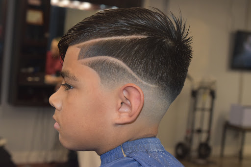 Barber Shop «Razor Sharp Cutz - Valley Hi», reviews and photos, 410 Valley Hi Dr #102, San Antonio, TX 78227, USA