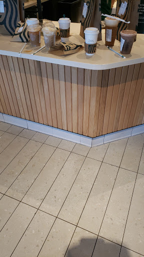 Coffee Shop «Starbucks», reviews and photos, 14 Commercial Rd, Leominster, MA 01453, USA