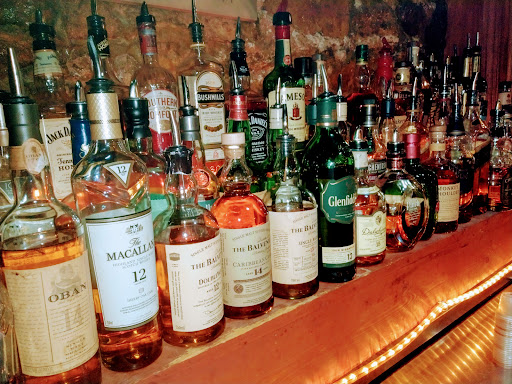 Tobacco Shop «Cigar Inn», reviews and photos, 119 W Main St, Belleville, IL 62220, USA