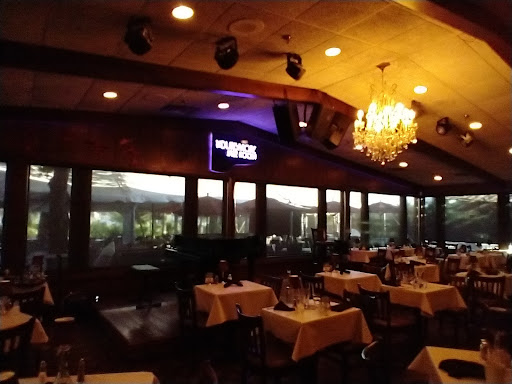 American Restaurant «Crooners Lounge and Supper Club», reviews and photos, 6161 Hwy 65 NE Highway 65 Northeast, Fridley, MN 55432, USA