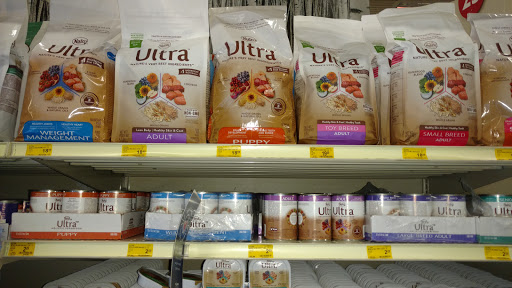 Pet Supply Store «PetSmart», reviews and photos, 145 Witchwood Dr, North Wales, PA 19454, USA