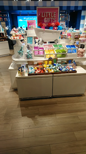 Shopping Mall «The Mall at Barnes Crossing», reviews and photos, 1001 Barnes Crossing Rd, Tupelo, MS 38804, USA