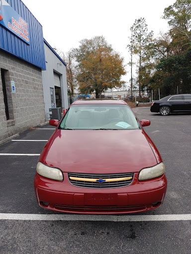 Auto Body Shop «Maaco Collision Repair & Auto Painting», reviews and photos, 110 Harley Rd, Wilmington, NC 28405, USA