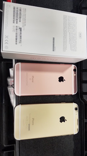 Cell Phone Store «GoWireless Verizon Authorized Retailer», reviews and photos, 244 Crossings Blvd, Elverson, PA 19520, USA