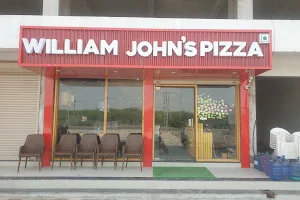 William john's pizza Dabhoi image