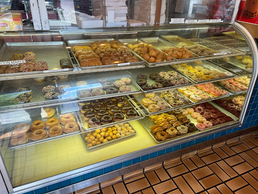 Donut Shop «Happy Donuts», reviews and photos, 1062 S De Anza Blvd C101, San Jose, CA 95129, USA