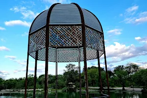 Bandstand Lake Polvoranca image