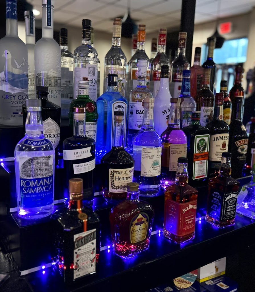 1Fifty1 Bar & Grill 12550