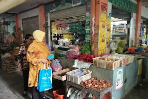 Pasar Ki Lemah Duwur Bangkalan image