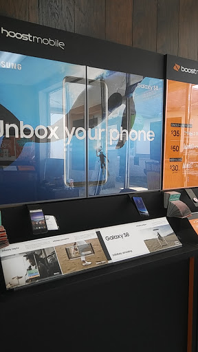 Cell Phone Store «U.S Mobile Center», reviews and photos, 8601 N Telegraph Rd, Dearborn Heights, MI 48127, USA