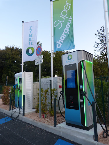 Borne de recharge de véhicules électriques Dream Energy Station de recharge Biot